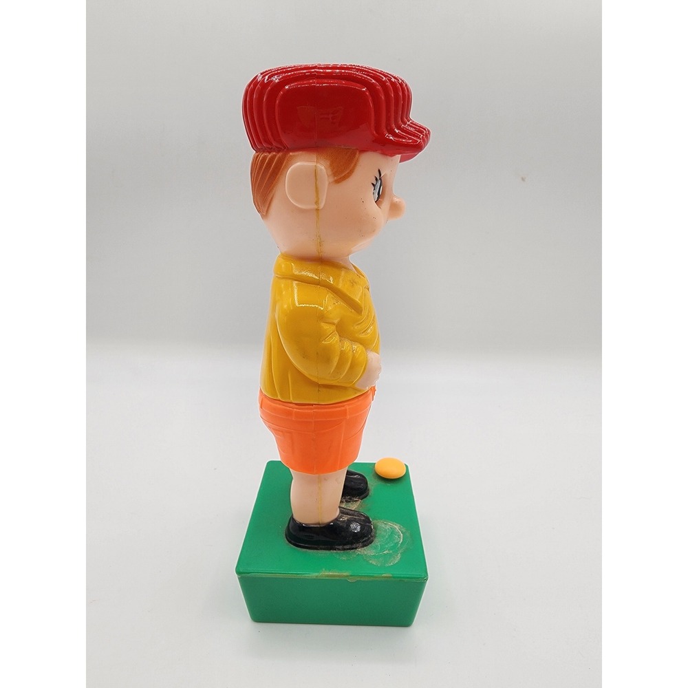 Vintage Plastic Boy Golfer Figure Green Base Yellow Jacket Red Hat - Picture 3 of 6